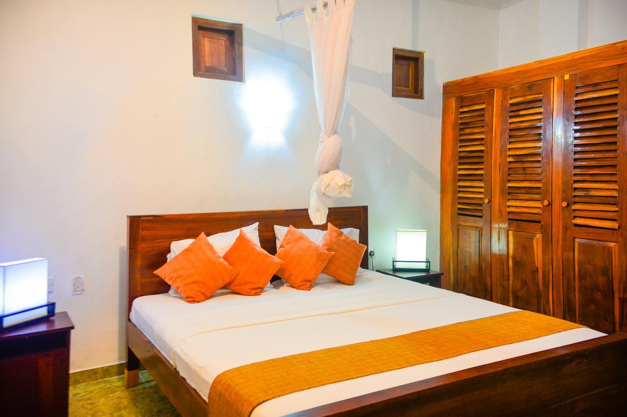 Rainbow Beach Hotel Negombo Zewnętrze zdjęcie