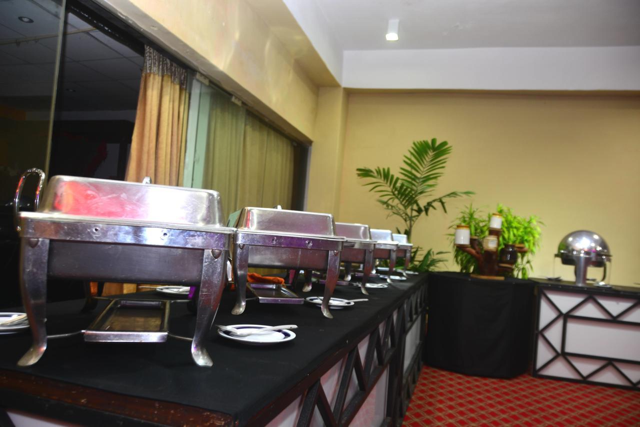 Rainbow Beach Hotel Negombo Zewnętrze zdjęcie
